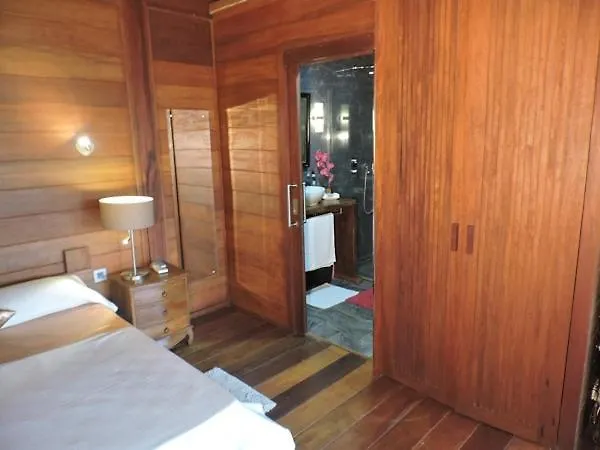 Bois Joli Villa *